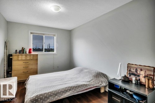 2813 18A Avenue, Edmonton, AB 