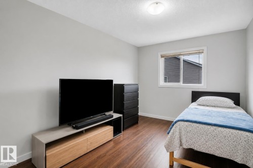 2813 18A Avenue, Edmonton, AB 