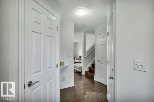 2813 18A Avenue, Edmonton, AB 