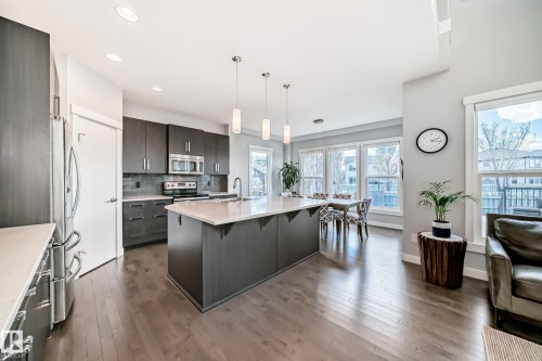 1306 164A Street, Edmonton, AB - Indoor Photo Showing Kitchen With Upgraded Kitchen