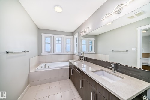 1306 164A Street, Edmonton, AB - Indoor Photo Showing Bathroom