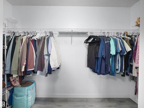 25 501 Youville Drive E, Edmonton, AB - Indoor With Storage