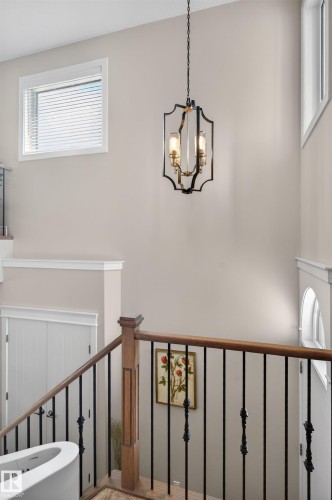1 1030 Connelly Way, Edmonton, AB - Indoor Photo Showing Other Room