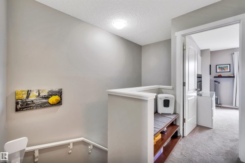2565 Coughlan Road, Edmonton, AB - Indoor Photo Showing Other Room