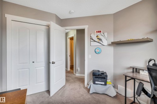 2565 Coughlan Road, Edmonton, AB - Indoor