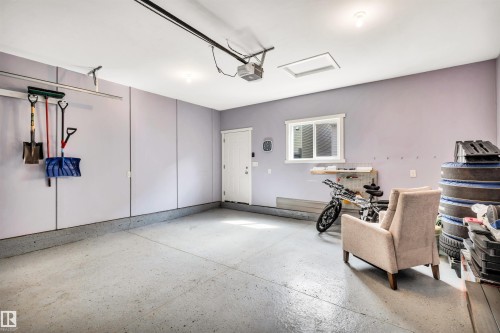 2565 Coughlan Road, Edmonton, AB - Indoor