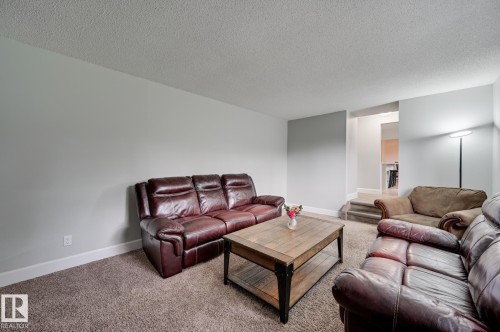 13 Clearwater, Devon, AB - Indoor Photo Showing Living Room