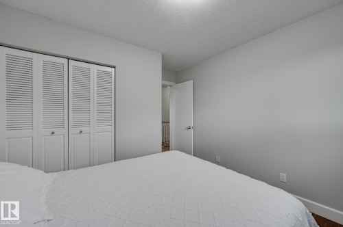 13 Clearwater, Devon, AB - Indoor Photo Showing Bedroom