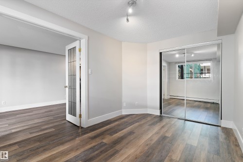 7 11008 124 Street, Edmonton, AB - Indoor Photo Showing Other Room