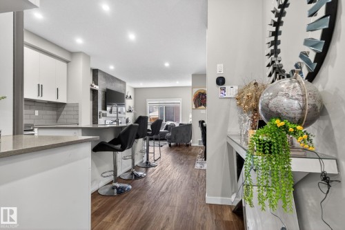 262 Rolston Wynd, Leduc, AB - Indoor Photo Showing Kitchen With Upgraded Kitchen
