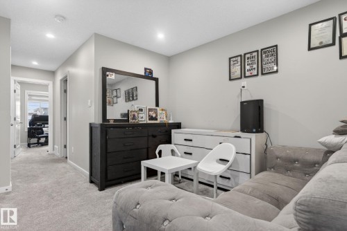 262 Rolston Wynd, Leduc, AB - Indoor Photo Showing Bedroom