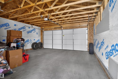 262 Rolston Wynd, Leduc, AB - Indoor Photo Showing Garage