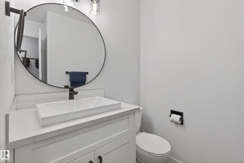 3232 145 Avenue, Edmonton, AB - Indoor Photo Showing Bathroom