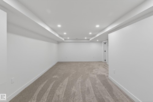 3232 145 Avenue, Edmonton, AB - Indoor Photo Showing Other Room