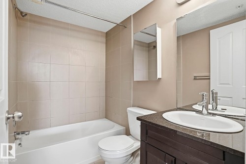 109 11803 22 Avenue, Edmonton, AB - Indoor Photo Showing Bathroom
