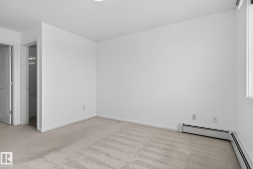 424 504 Albany Way, Edmonton, AB - Indoor Photo Showing Other Room