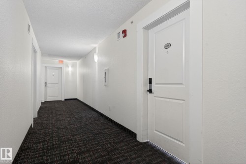 424 504 Albany Way, Edmonton, AB - Indoor Photo Showing Other Room