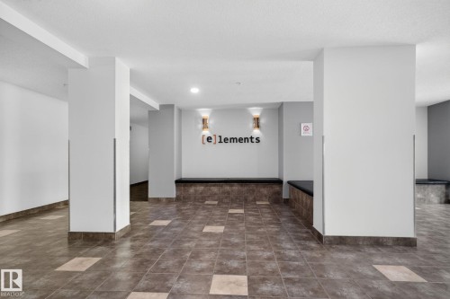 424 504 Albany Way, Edmonton, AB - Indoor Photo Showing Other Room
