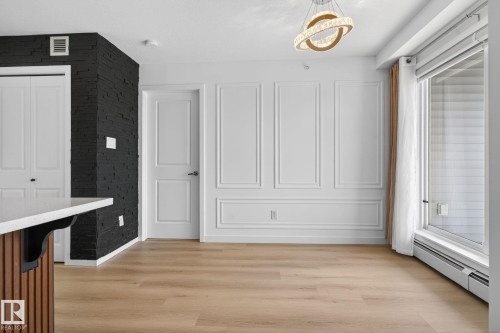 424 504 Albany Way, Edmonton, AB - Indoor Photo Showing Other Room