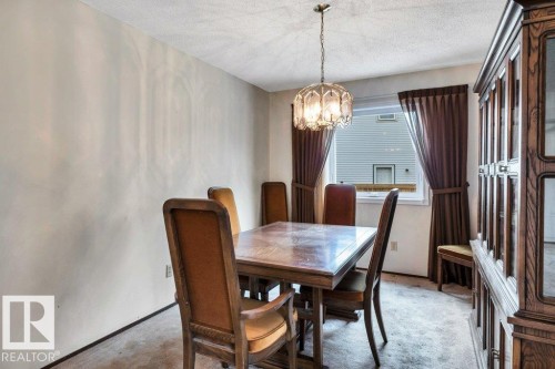 17524 57 Avenue, Edmonton, AB - Indoor Photo Showing Dining Room