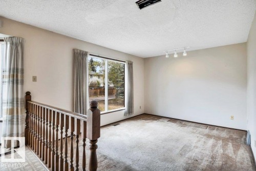 17524 57 Avenue, Edmonton, AB - Indoor Photo Showing Other Room