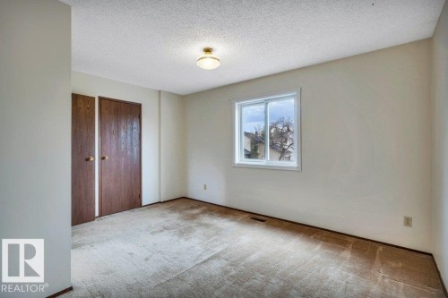 17524 57 Avenue, Edmonton, AB - Indoor Photo Showing Other Room