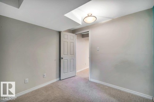 17524 57 Avenue, Edmonton, AB - Indoor Photo Showing Other Room