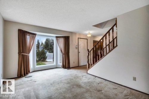 17524 57 Avenue, Edmonton, AB - Indoor Photo Showing Other Room