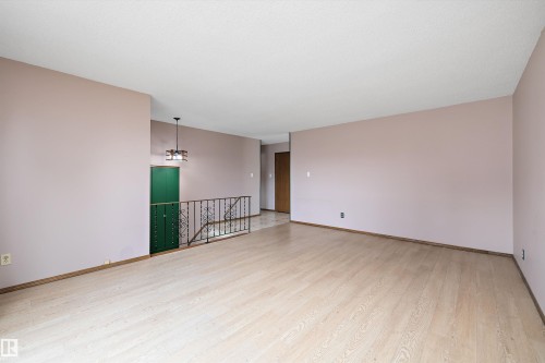 16307 111 Street, Edmonton, AB - Indoor Photo Showing Other Room