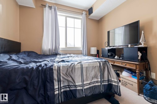214 10530 56 Avenue, Edmonton, AB - Indoor Photo Showing Bedroom