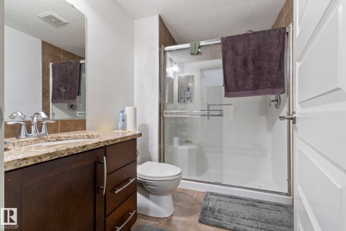 214 10530 56 Avenue, Edmonton, AB - Indoor Photo Showing Bathroom