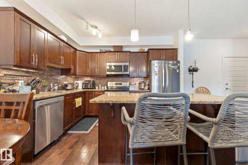214 10530 56 Avenue, Edmonton, AB - Indoor Photo Showing Kitchen
