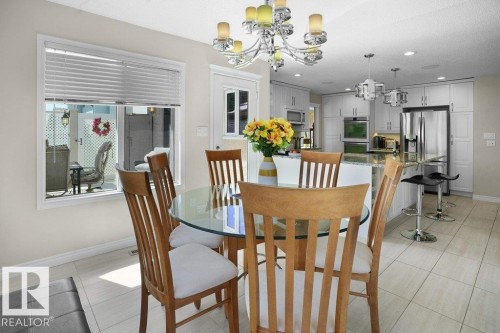 762 Wells Wynd, Edmonton, AB - Indoor Photo Showing Dining Room
