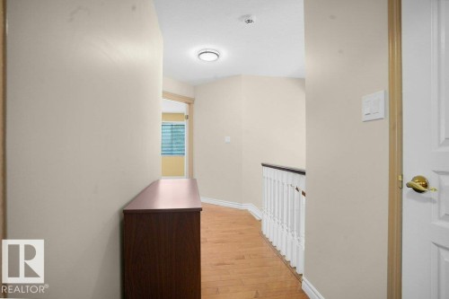762 Wells Wynd, Edmonton, AB - Indoor Photo Showing Other Room