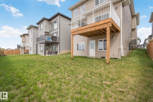 Expansive rear yard with a wooden privacy fence - 334 Aston Close, Leduc, AB - Outdoor