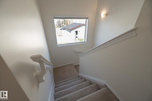 2928 25 Street, Edmonton, AB - Indoor Photo Showing Other Room