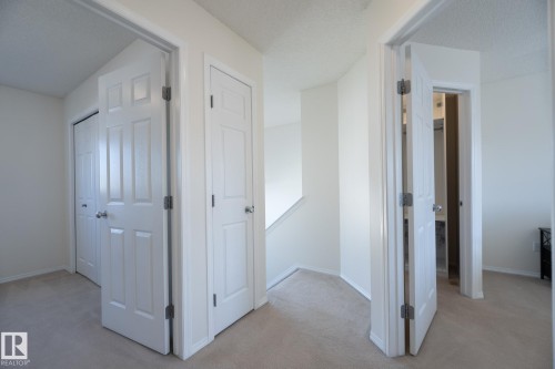 2928 25 Street, Edmonton, AB - Indoor Photo Showing Other Room