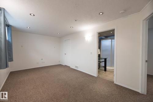 2928 25 Street, Edmonton, AB - Indoor Photo Showing Other Room