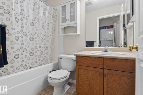 129 4210 139 Avenue, Edmonton, AB - Indoor Photo Showing Bathroom