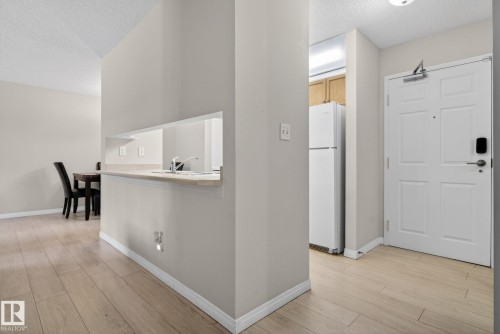 129 4210 139 Avenue, Edmonton, AB - Indoor Photo Showing Other Room