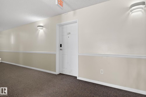 129 4210 139 Avenue, Edmonton, AB - Indoor Photo Showing Other Room