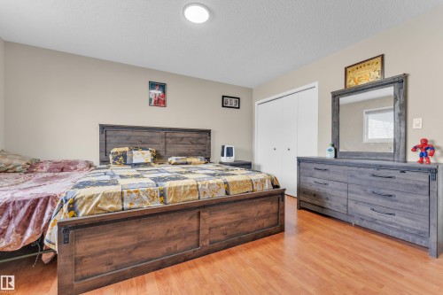 2416 35 Street, Edmonton, AB - Indoor Photo Showing Bedroom