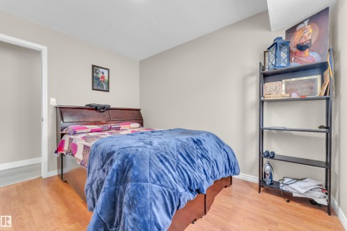 2416 35 Street, Edmonton, AB - Indoor Photo Showing Bedroom