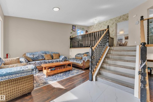 2416 35 Street, Edmonton, AB - Indoor