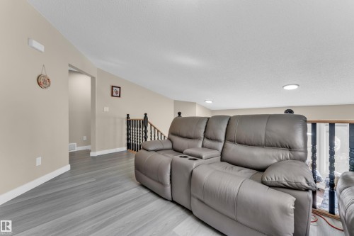 2416 35 Street, Edmonton, AB - Indoor Photo Showing Living Room