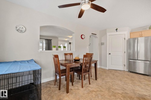 298 Suncrest Road, Sherwood Park, AB - Indoor Photo Showing Dining Room