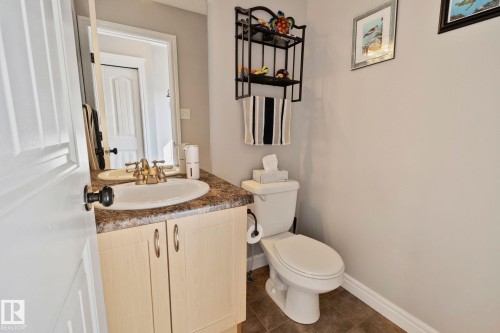 298 Suncrest Road, Sherwood Park, AB - Indoor Photo Showing Bathroom