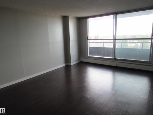 708 13910 Stony Plain Road, Edmonton, AB 