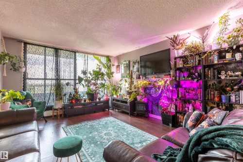 708 13910 Stony Plain Road, Edmonton, AB 