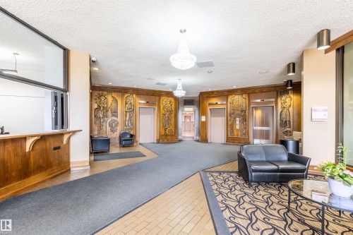 708 13910 Stony Plain Road, Edmonton, AB 